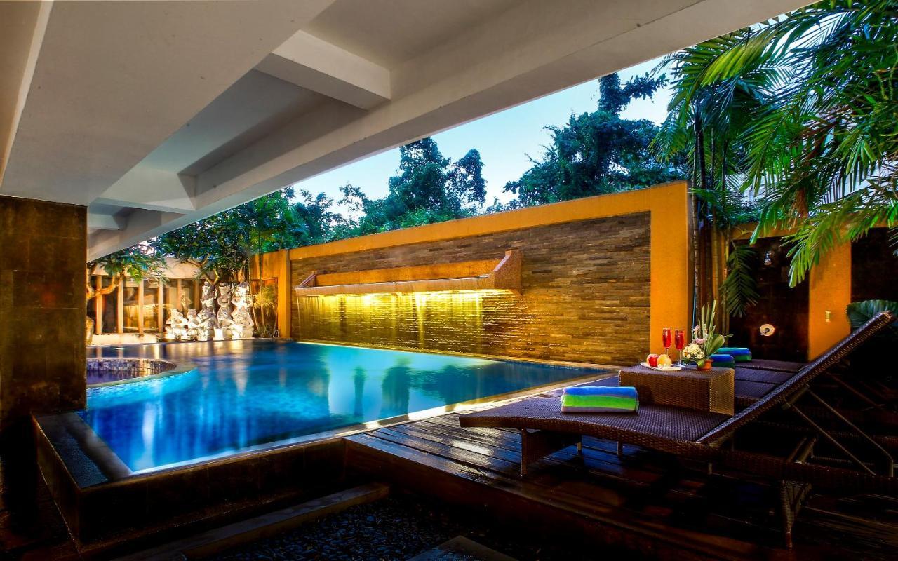 Kyriad Royal Seminyak Exteriér fotografie