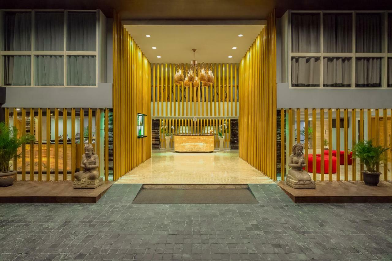 Kyriad Royal Seminyak Exteriér fotografie