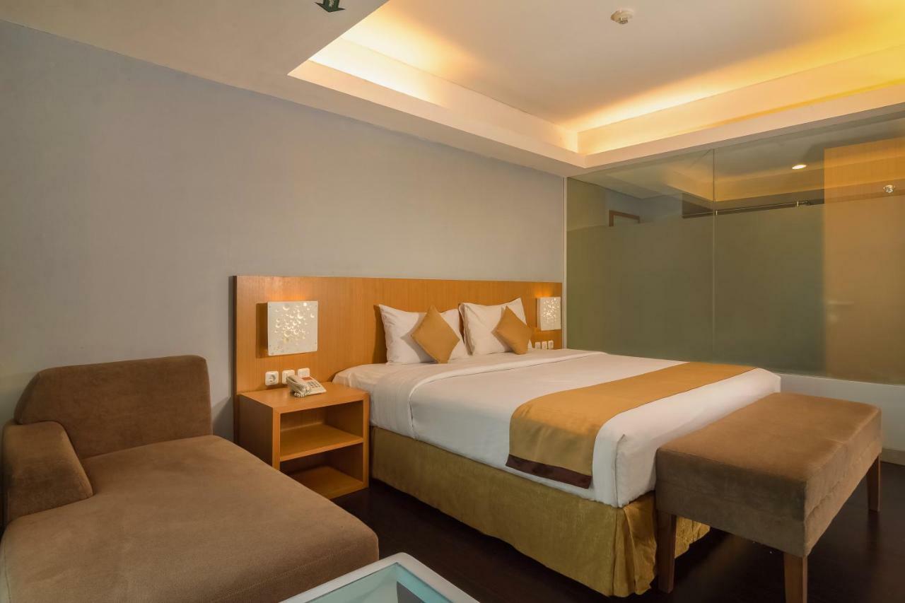 Kyriad Royal Seminyak Exteriér fotografie