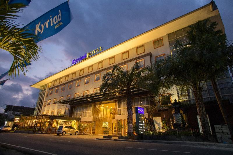 Kyriad Royal Seminyak Exteriér fotografie